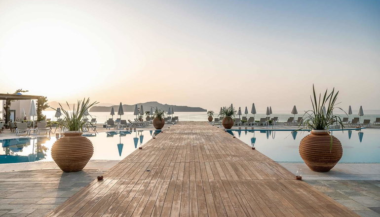 5* Leptos Panorama Hotel