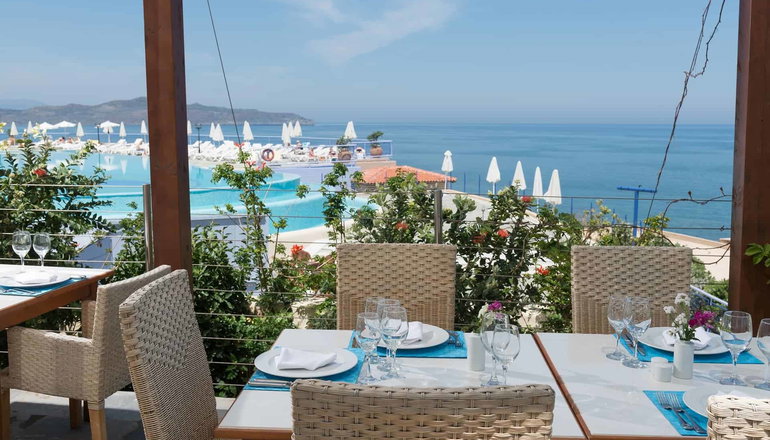 5* Leptos Panorama Hotel