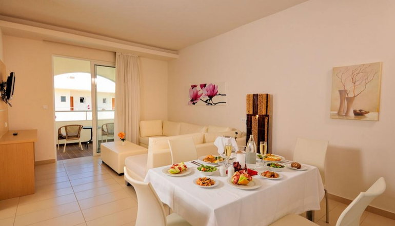 5* Afandou Bay Resort Suites