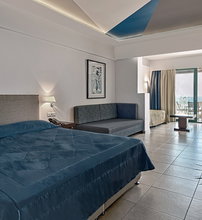 5* Louis Apostolata Island Resort