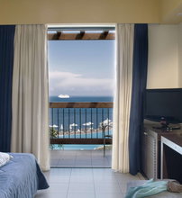 5* Louis Apostolata Island Resort