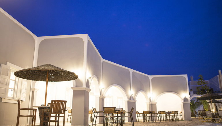 5* Maistros Village Hotel - Καρτεράδος, Σαντορίνη