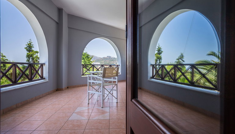 5* Maistros Village Hotel - Καρτεράδος, Σαντορίνη