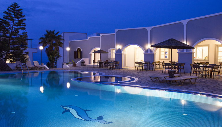 5* Maistros Village Hotel - Καρτεράδος, Σαντορίνη