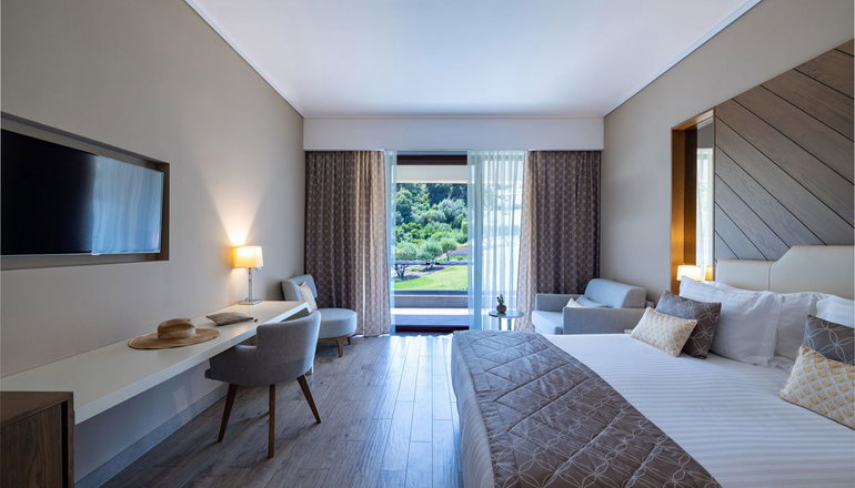 5* Miraggio Thermal Spa Resort