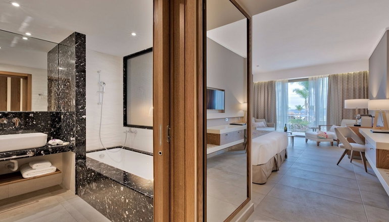 5* Miraggio Thermal Spa Resort