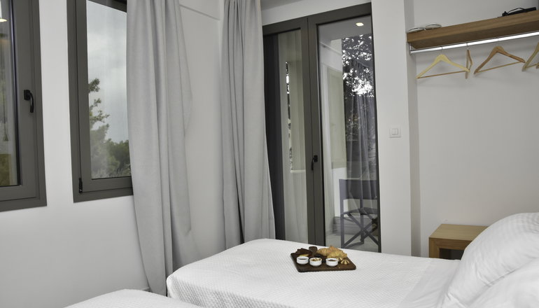 5* Mythical Coast Wellness Retreat