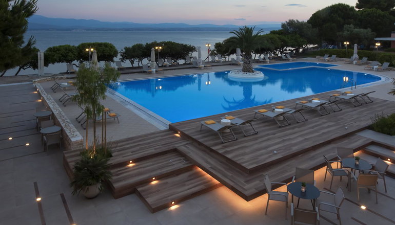 5* Negroponte Resort