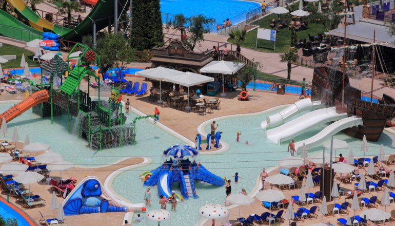 5* New Aqua Hotel