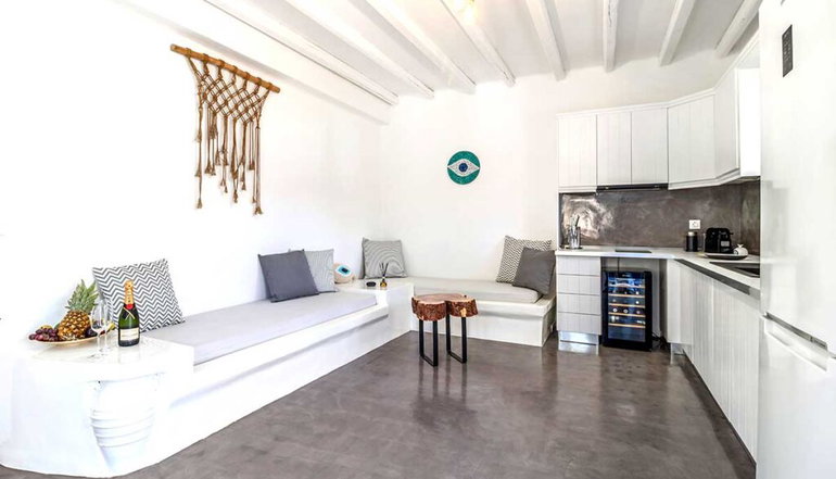 5* Ow Andros Luxury Suites