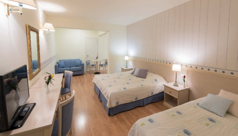4* Poseidon Palace