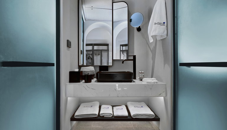 5* Radisson Zaffron Resort