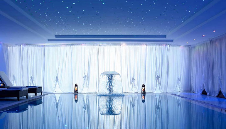5* Roda Beach Resort & Spa
