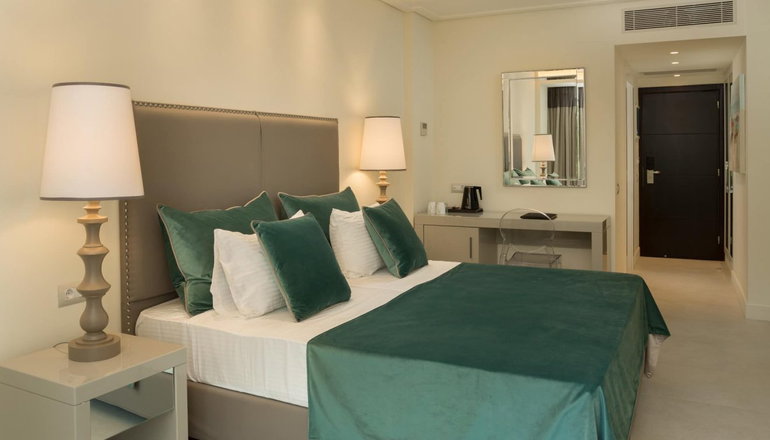 5* Rodostamo Hotel & Spa Corfu