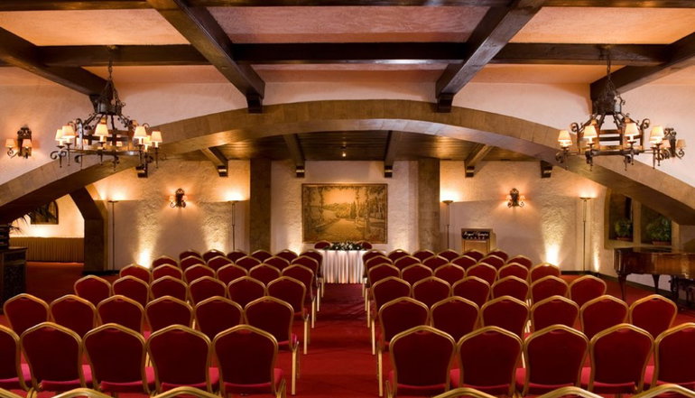 5* Royal Olympic Hotel