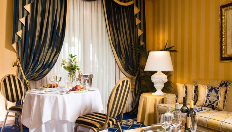 5* Royal Olympic Hotel