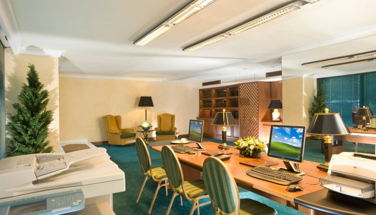 5* Royal Olympic Hotel