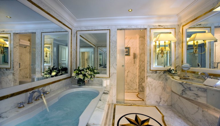 5* Royal Olympic Hotel