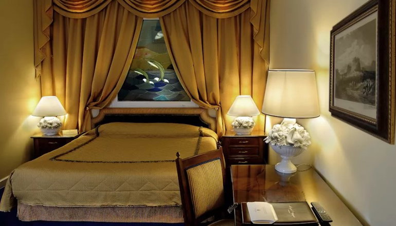 5* Royal Olympic Hotel