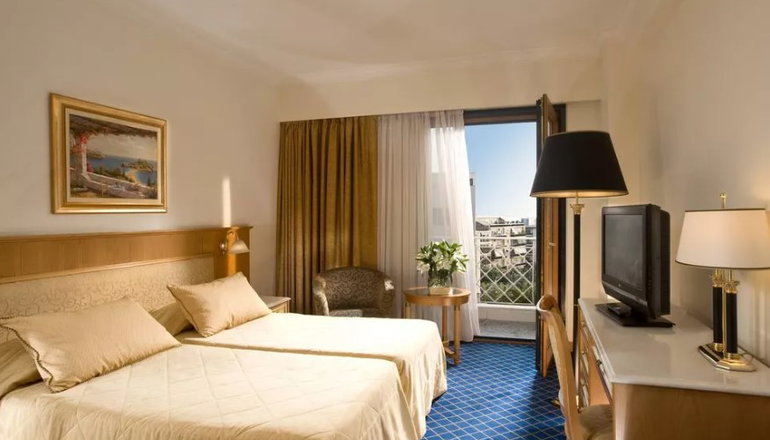 5* Royal Olympic Hotel