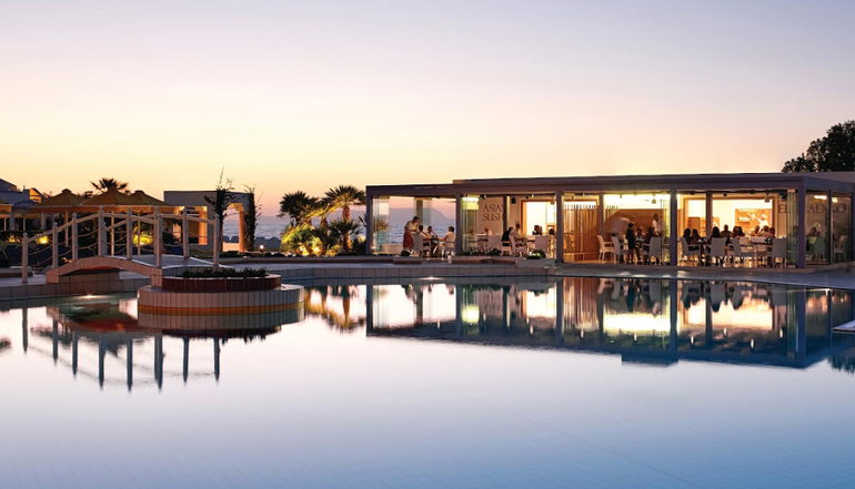 5* Serita Beach Hotel