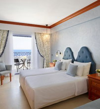 5* Serita Beach Hotel