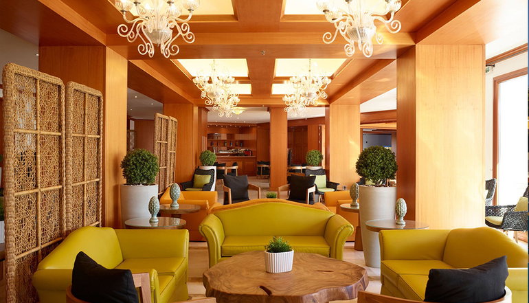 5* Serita Beach Hotel