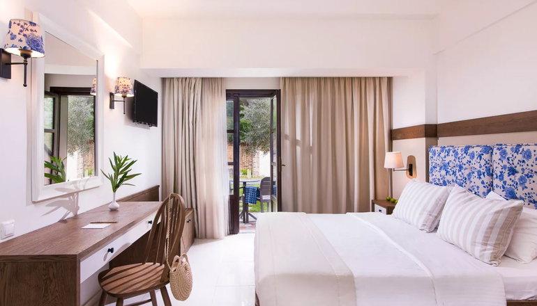 5* Simantro Resort - Σάνη, Χαλκιδική