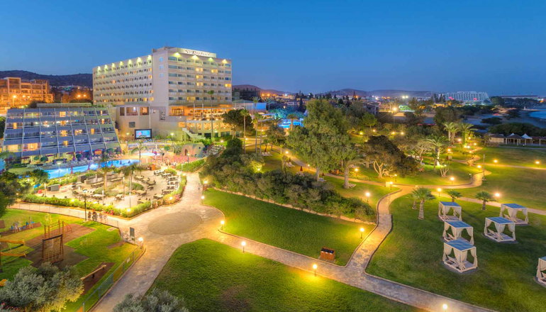 5* St Raphael Resort