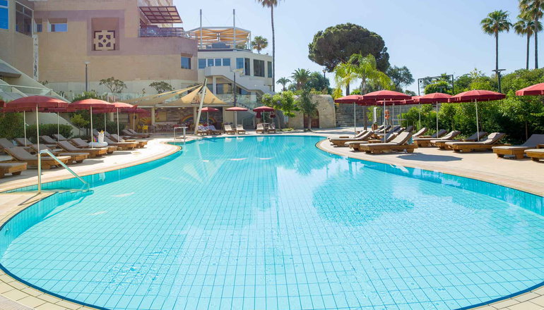 5* St Raphael Resort