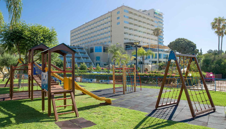 5* St Raphael Resort