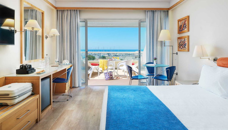 5* St Raphael Resort