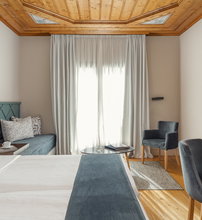 5* The Lake Hotel