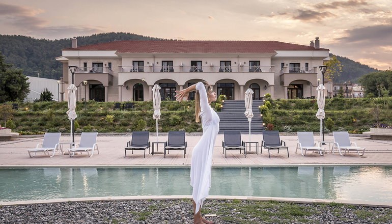 5* The Lake Hotel