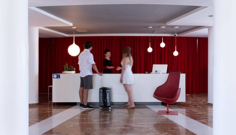 5*  The Majestic Hotel