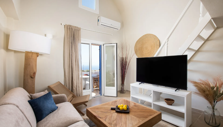 5* The Noverian Bios Santorini Vegan Vegetarian Boutique Hotel - Φηρά, Σαντορίνη