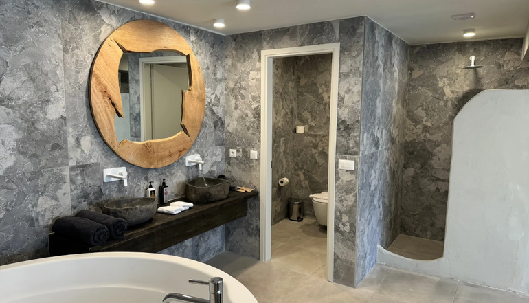 5* The Noverian Bios Santorini Vegan Vegetarian Boutique Hotel - Φηρά, Σαντορίνη