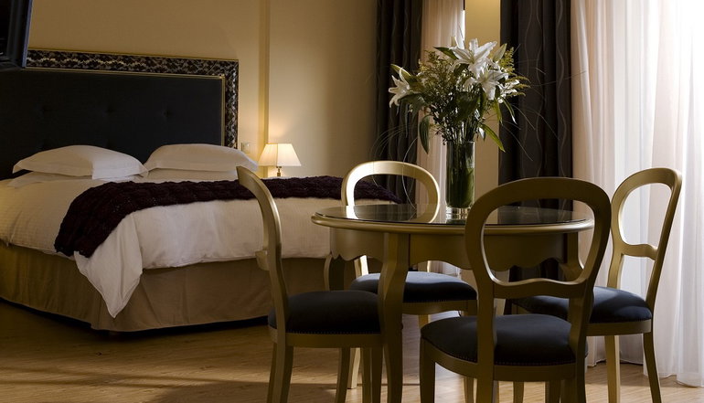 5* Valis Resort Hotel
