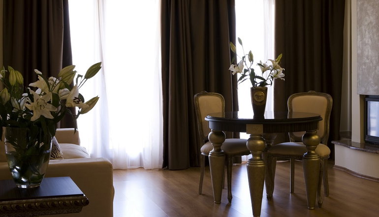 5* Valis Resort Hotel