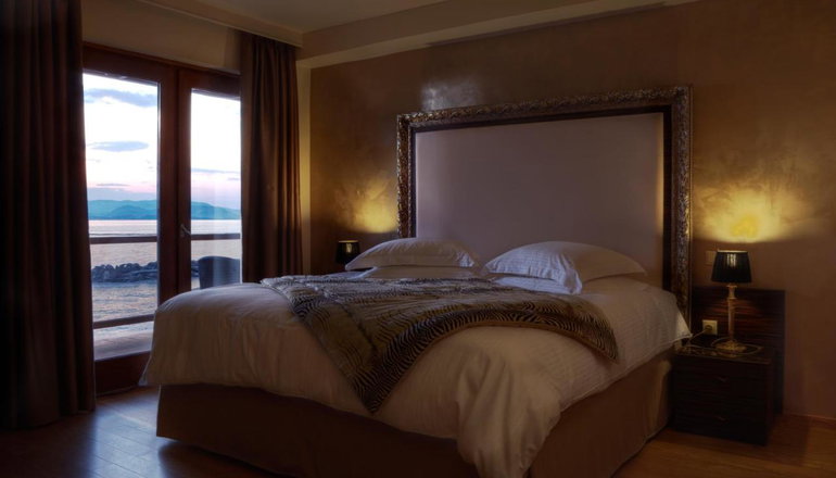 5* Valis Resort Hotel