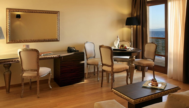 5* Valis Resort Hotel