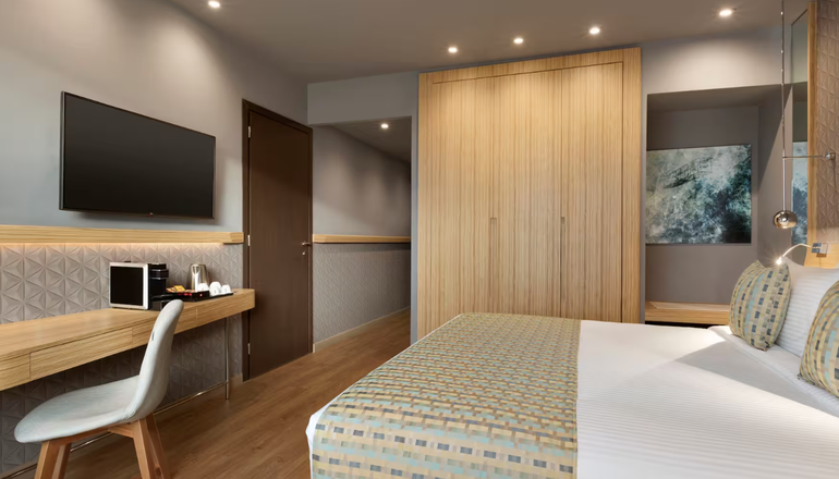 5* Wyndham Grand