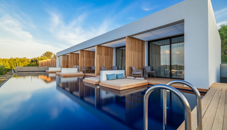 5* Zante Maris Suites