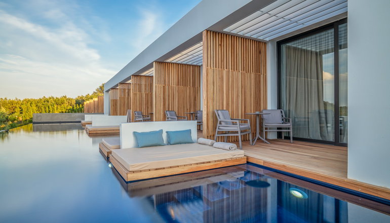 5* Zante Maris Suites