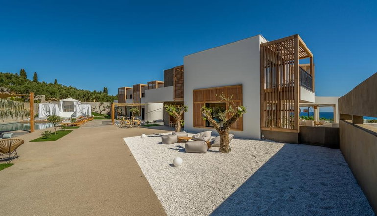 5* Zante Maris Suites