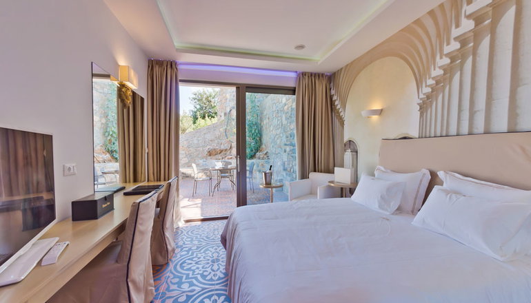 Royal Marmin Bay Boutique & Art Hotel (Adults Only