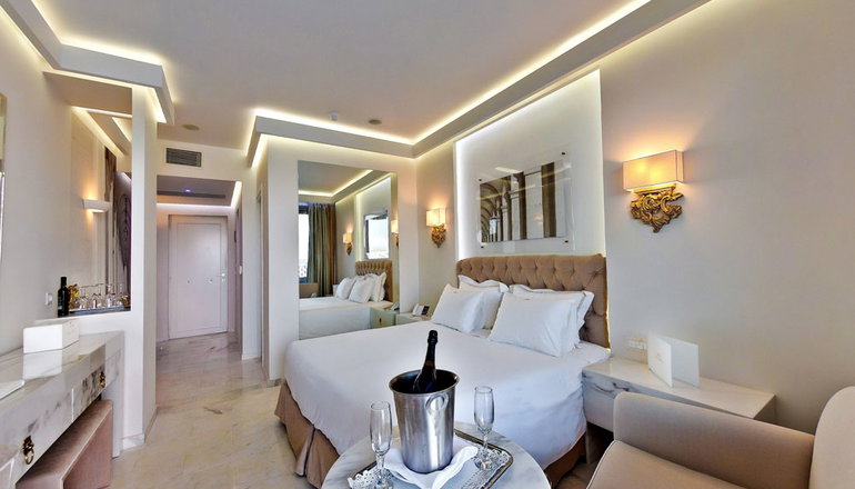 Royal Marmin Bay Boutique & Art Hotel (Adults Only