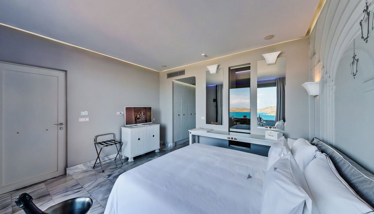 Royal Marmin Bay Boutique & Art Hotel (Adults Only