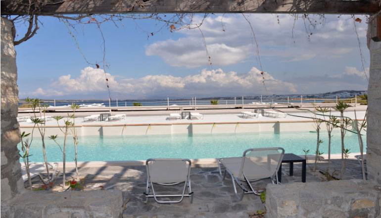 4* Porto Paros
