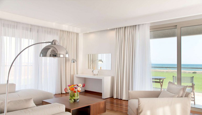5* Buca Beach Resort